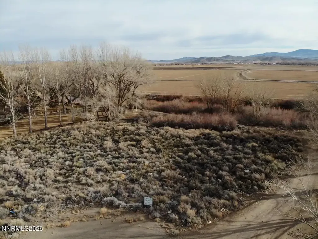 8 Moyle Yerington NV 89447
