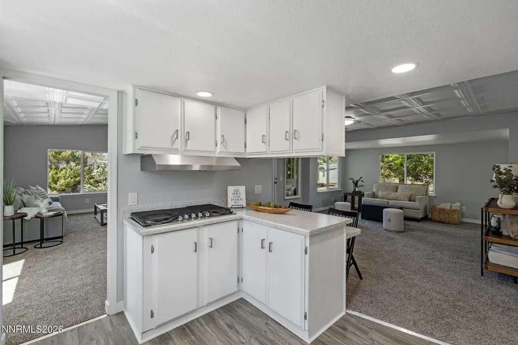 1279 Kingslane Gardnerville NV 89410