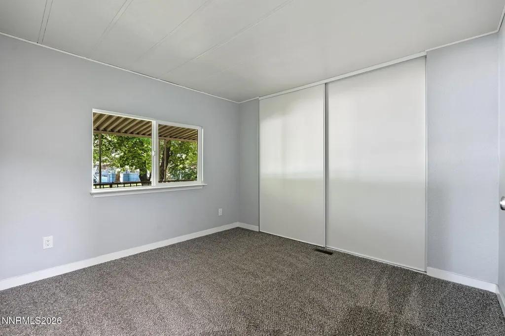 1279 Kingslane Gardnerville NV 89410
