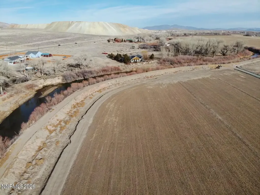 7 Moyle Yerington NV 89447