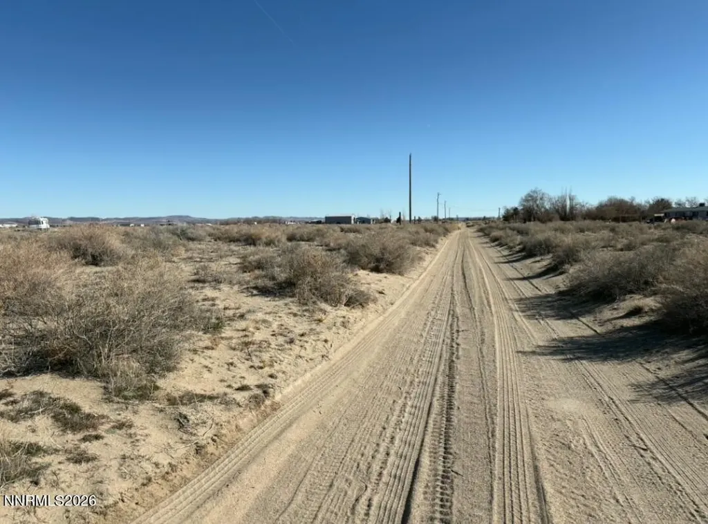 1650 Cougar Silver Springs NV 89429