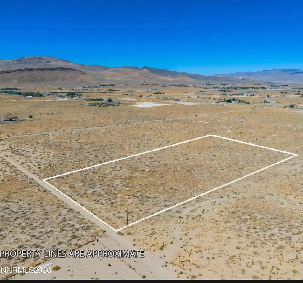 1650 Cougar Silver Springs NV 89429