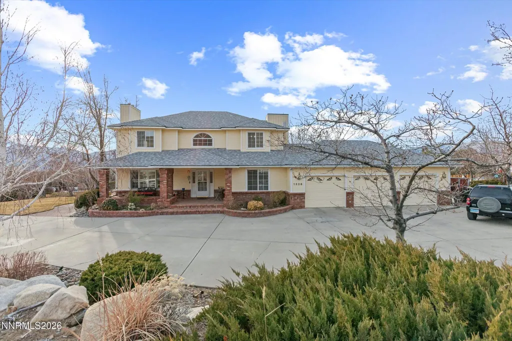 1326 Santa Cruz Minden NV 89423
