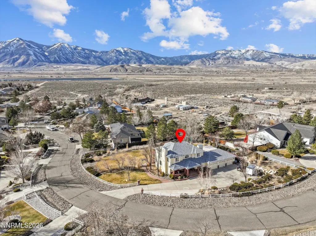 1326 Santa Cruz Minden NV 89423