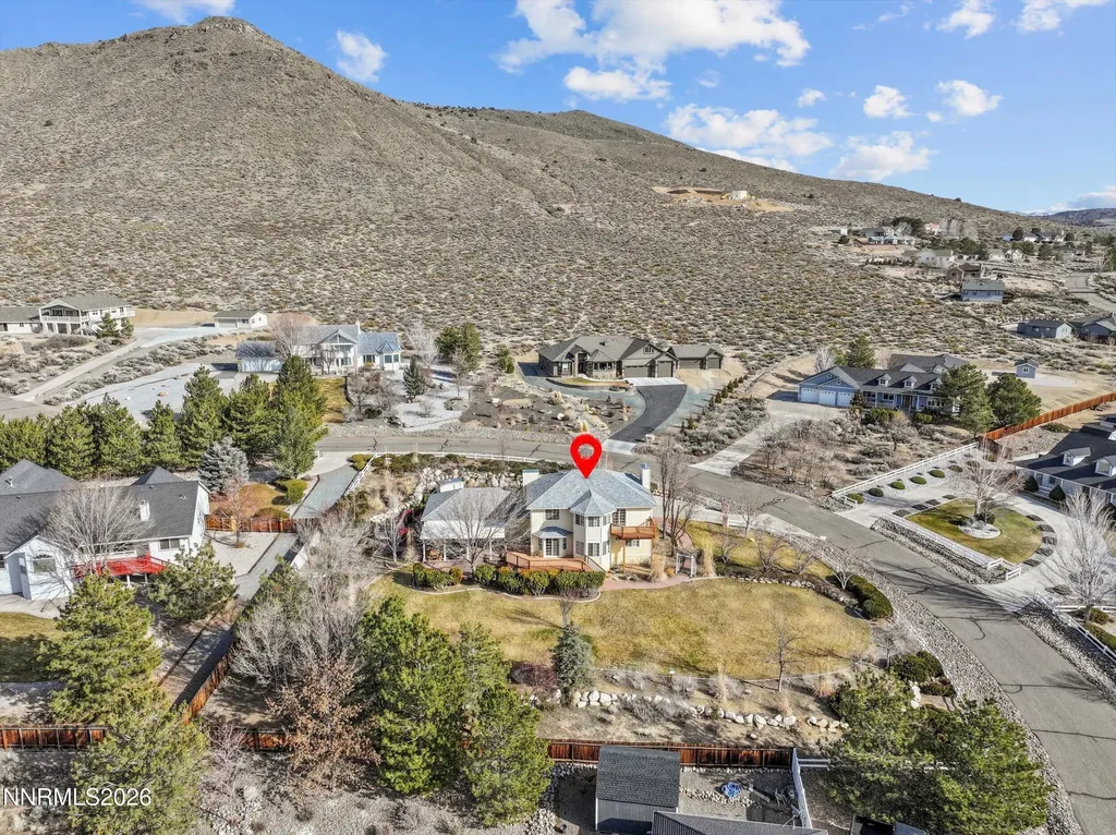 1326 Santa Cruz Minden NV 89423