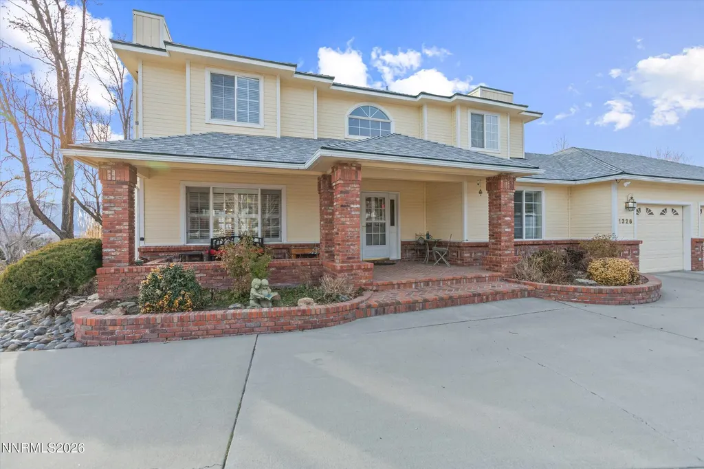 1326 Santa Cruz Minden NV 89423