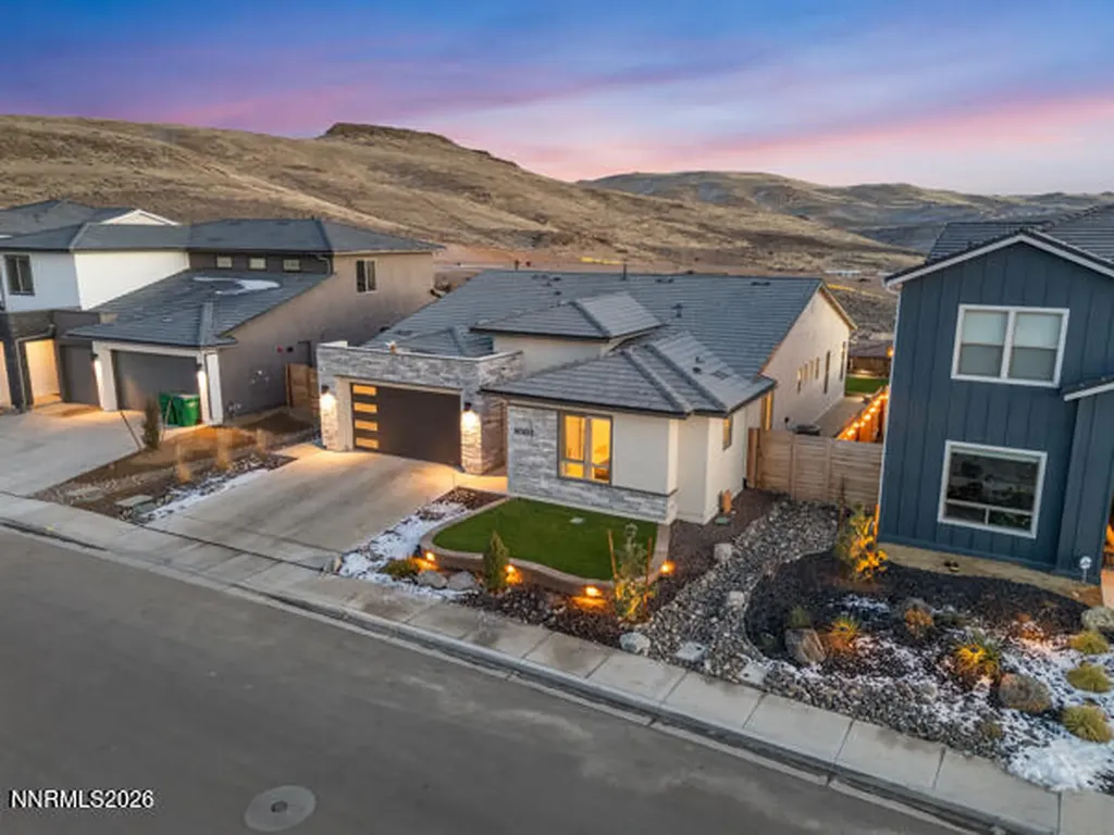 3003 Earthstone Sparks NV 89436