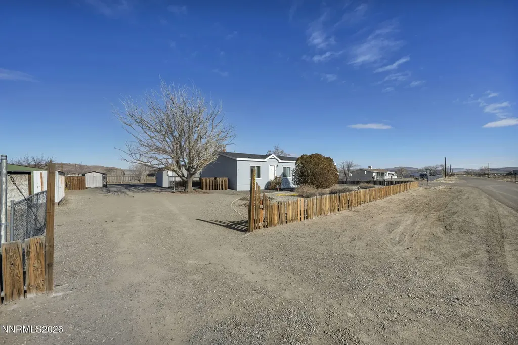 1495 Lake Silver Springs NV 89429