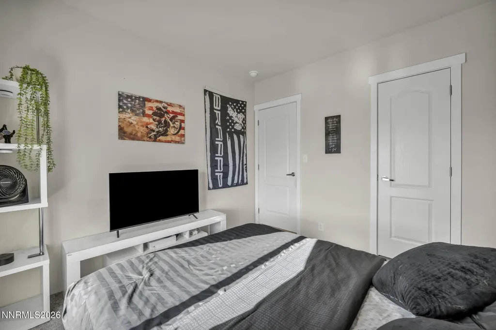1495 Lake Silver Springs NV 89429