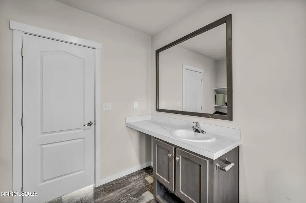 1495 Lake Silver Springs NV 89429