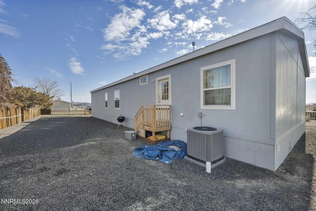 1495 Lake Silver Springs NV 89429