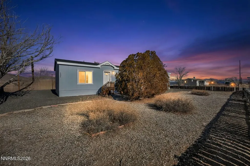 1495 Lake Silver Springs NV 89429