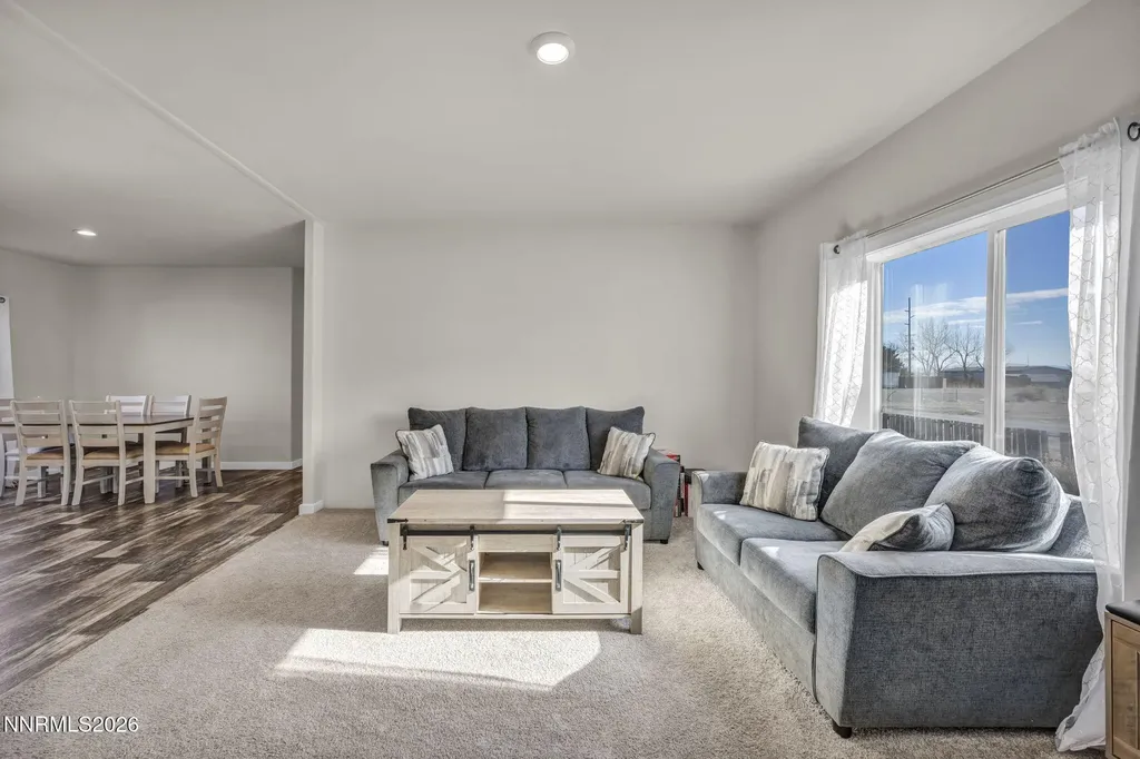 1495 Lake Silver Springs NV 89429