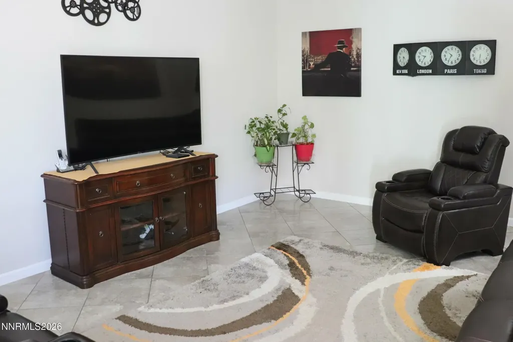 10843 Pebble Hill Reno NV 89521