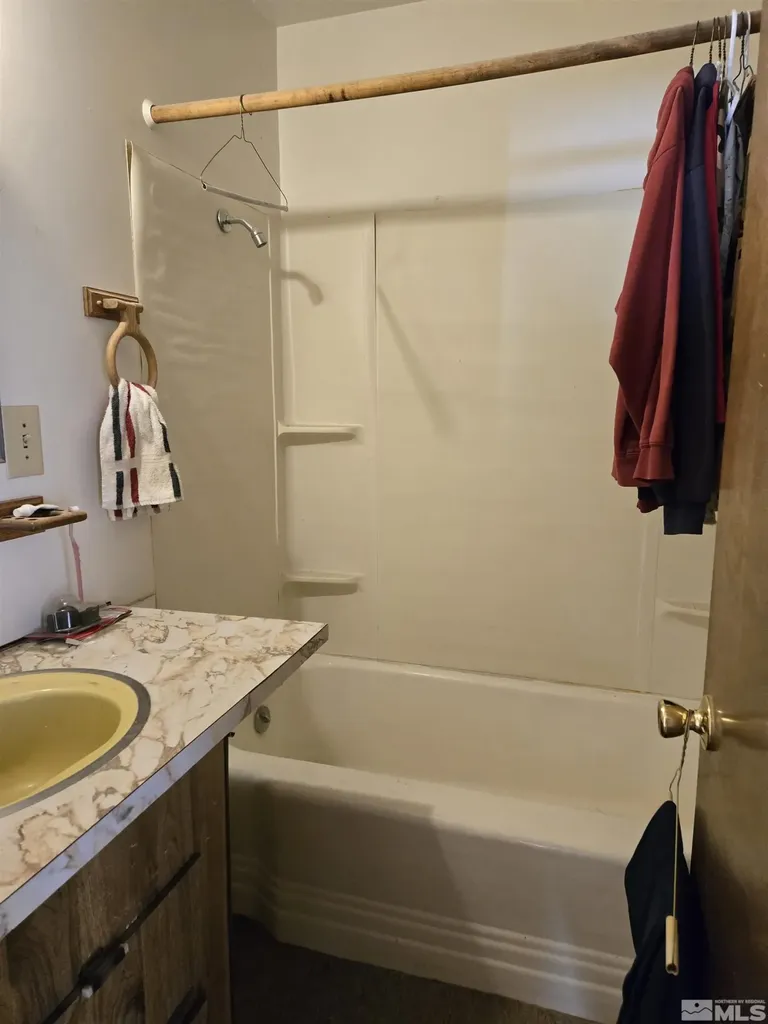 5040-5030 Reno Fallon NV 89406