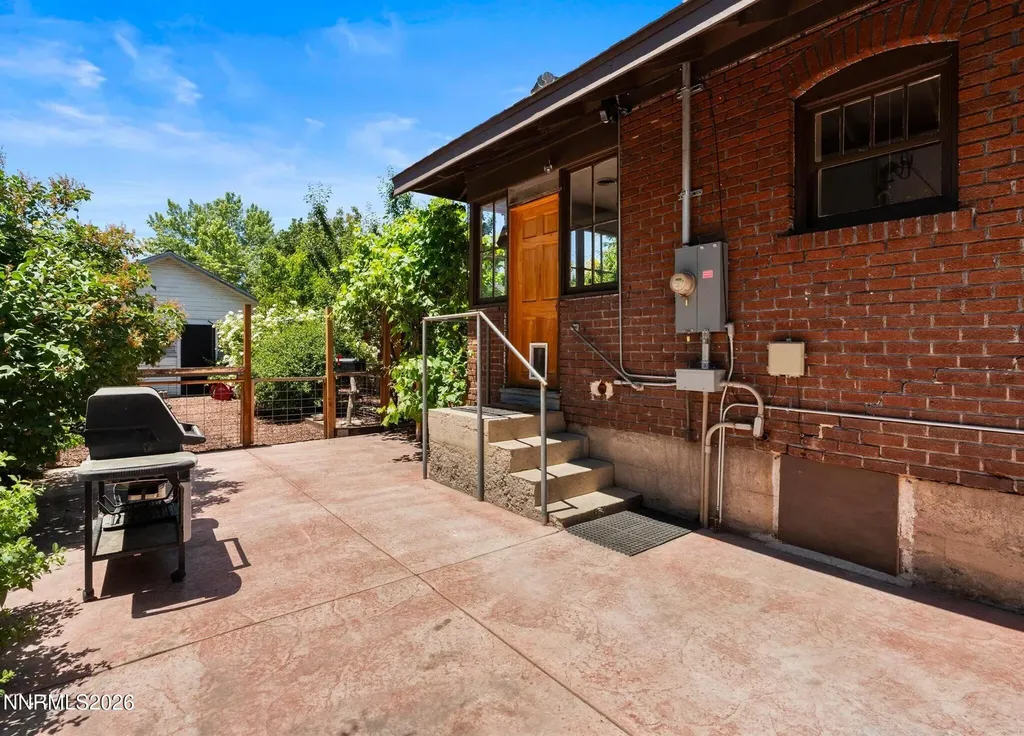 413 14th Sparks NV 89431