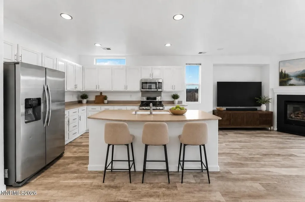 10548 Twin Bridges Reno NV 89521