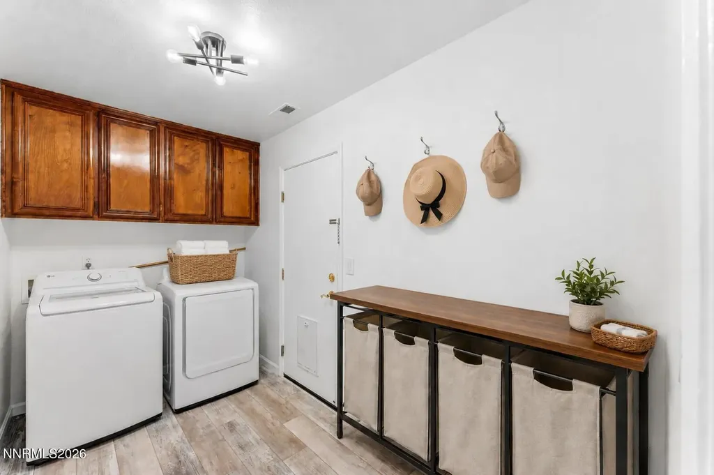 10548 Twin Bridges Reno NV 89521