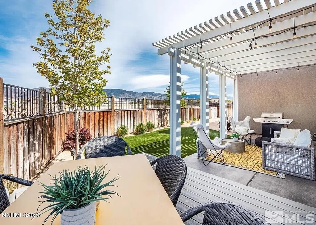 10548 Twin Bridges Reno NV 89521