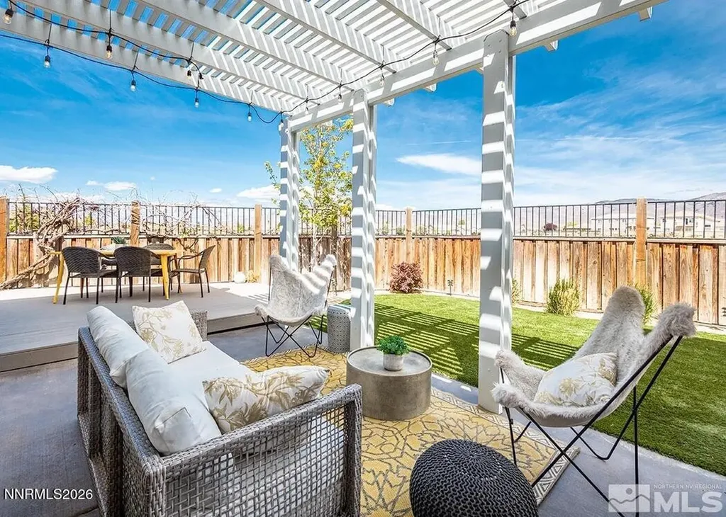10548 Twin Bridges Reno NV 89521