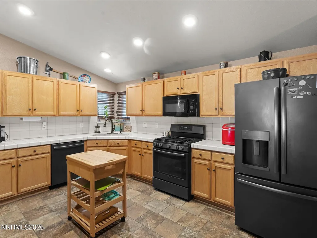 1476 Grey Bluffs Fernley NV 89408