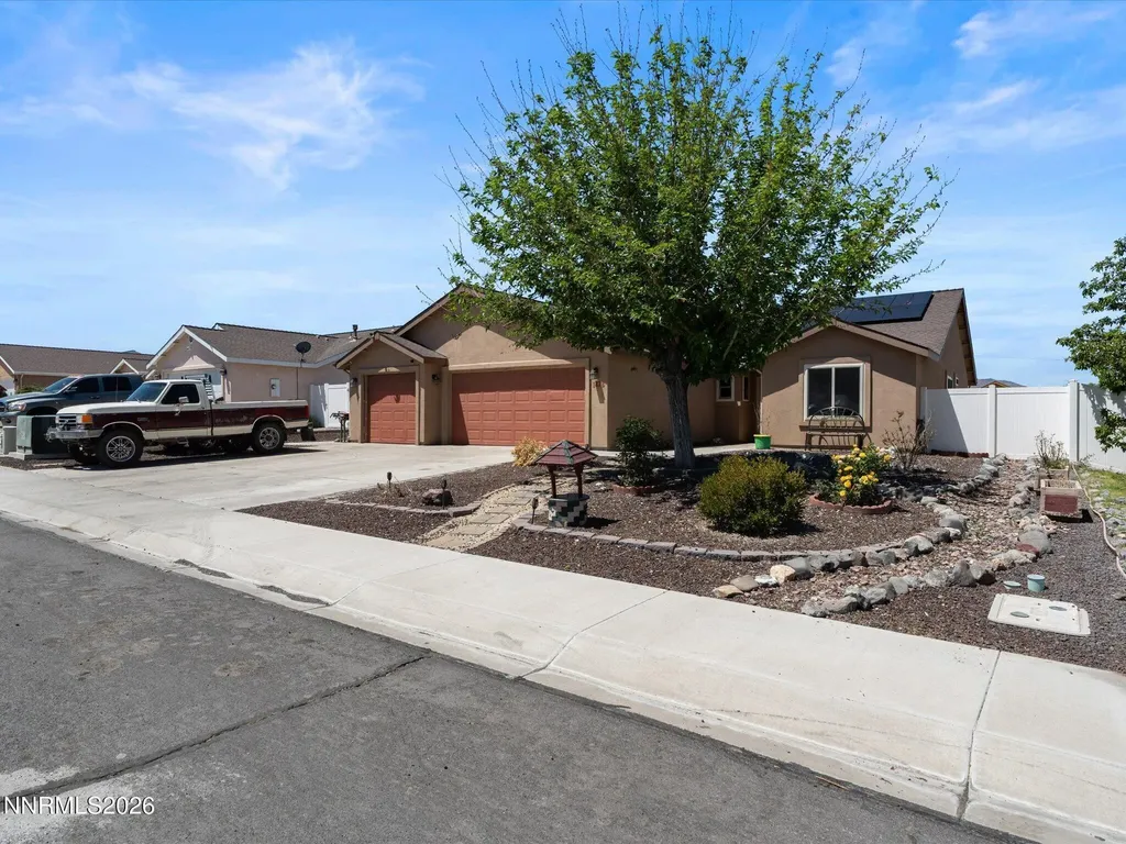 1476 Grey Bluffs Fernley NV 89408