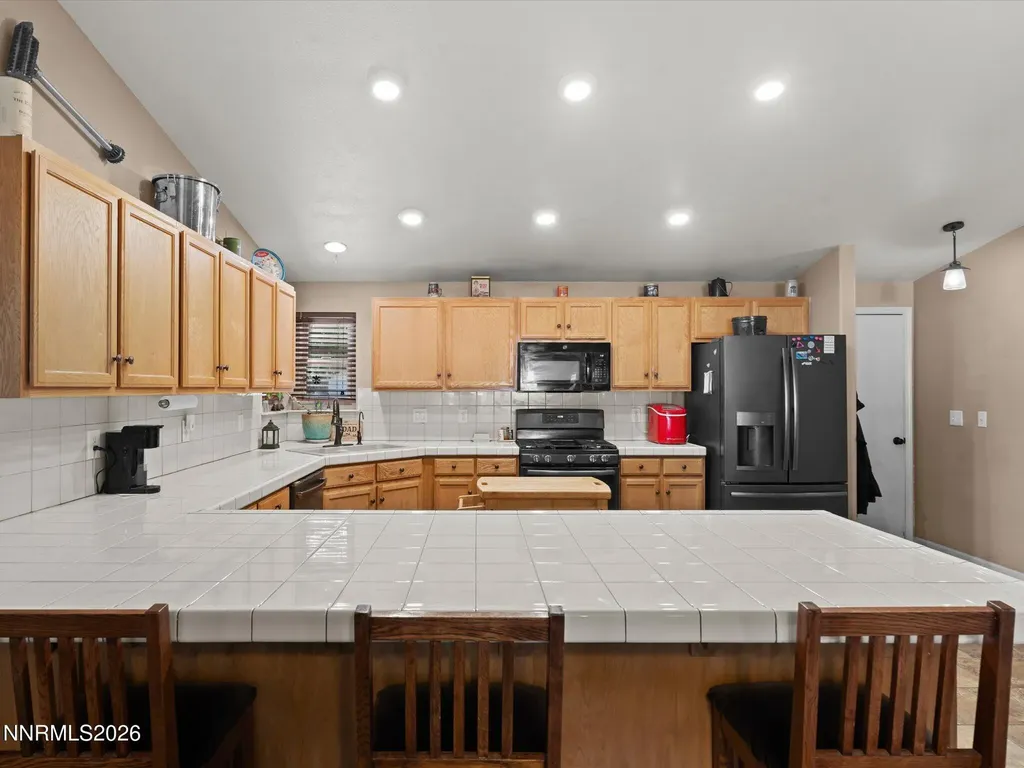 1476 Grey Bluffs Fernley NV 89408