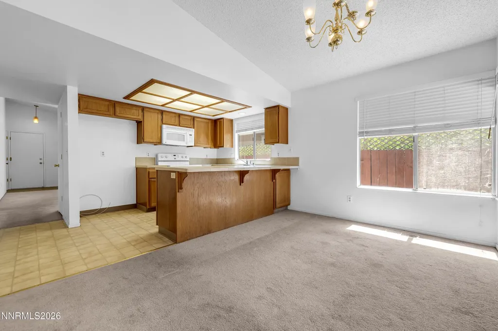 1777 Noreen Sparks NV 89434