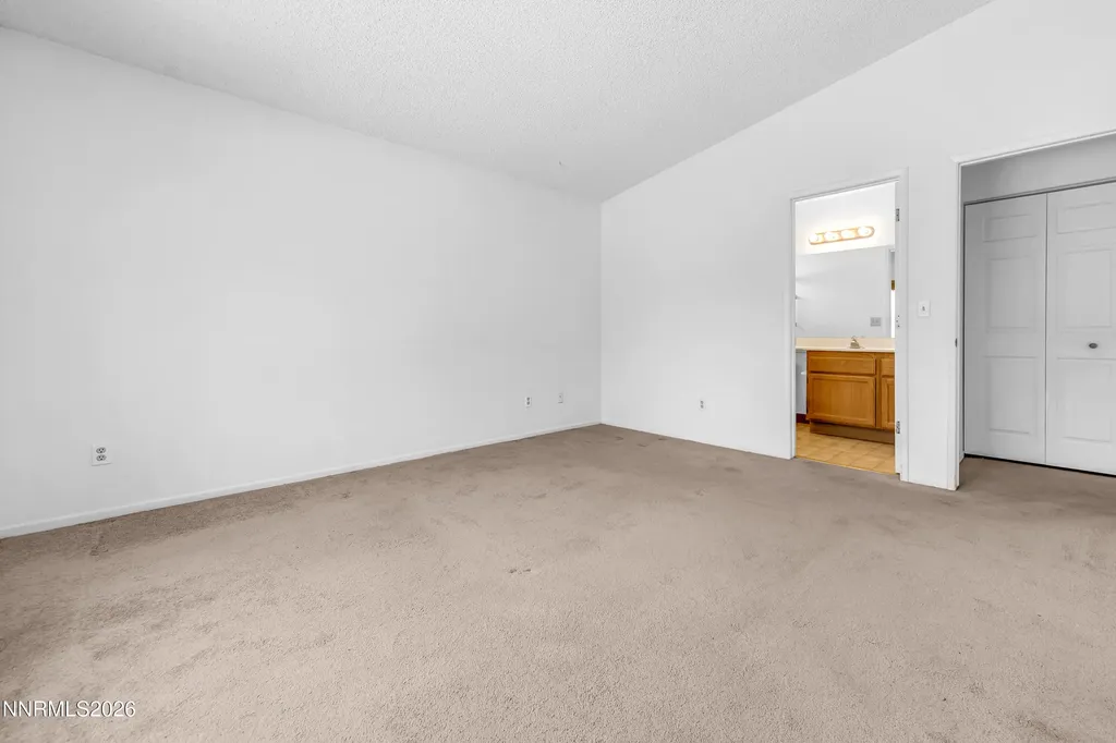 1777 Noreen Sparks NV 89434
