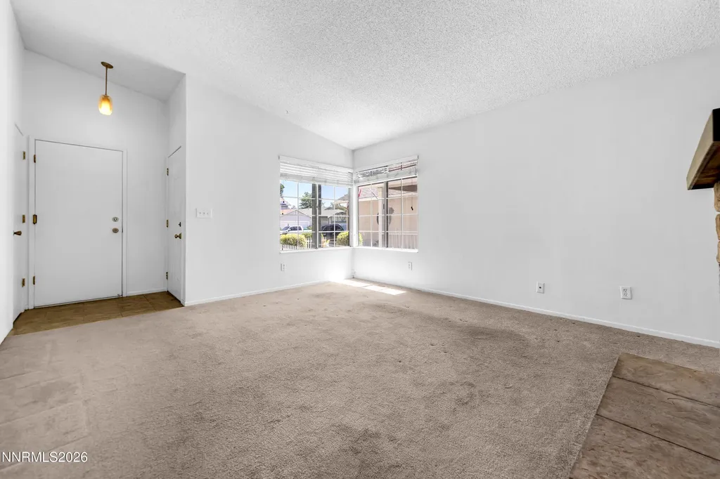 1777 Noreen Sparks NV 89434