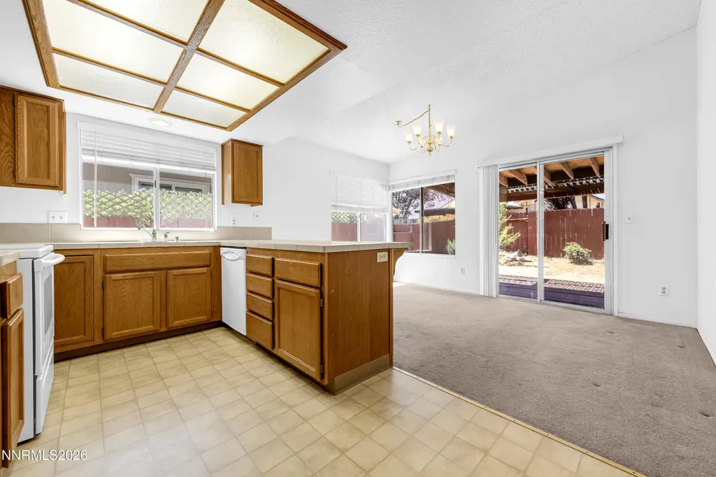 1777 Noreen Sparks NV 89434