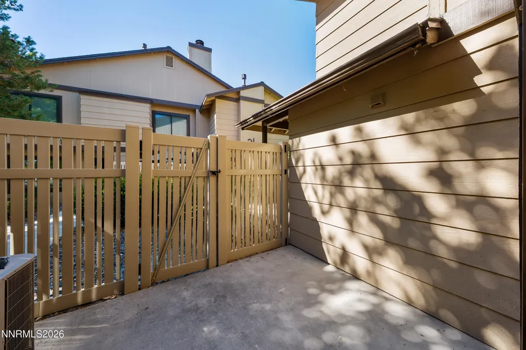 4533 Reggie Reno NV 89502