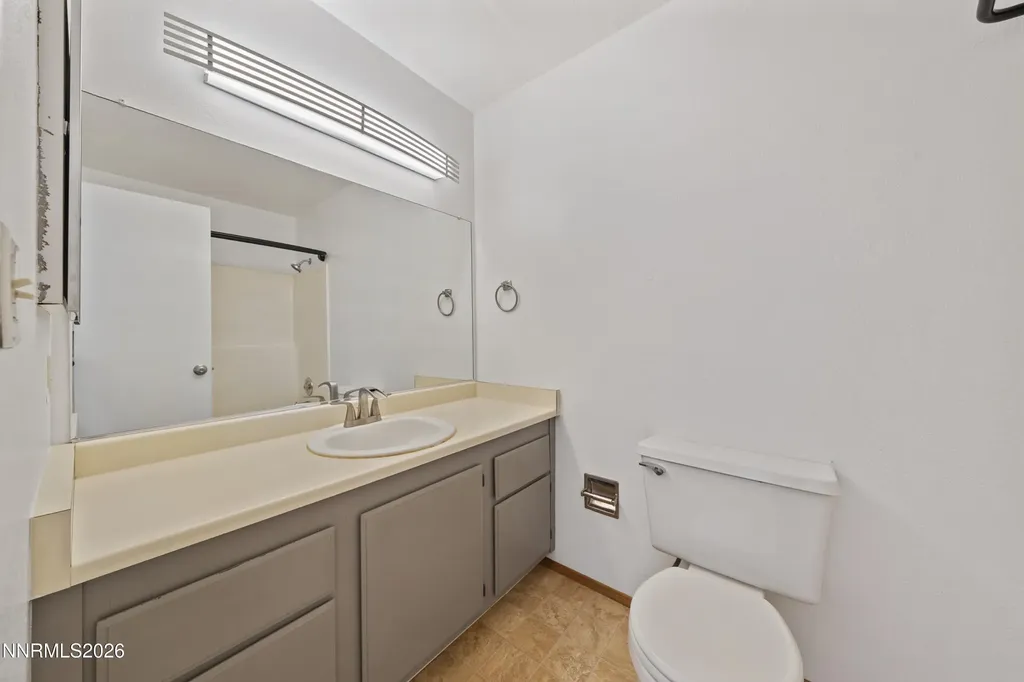 4533 Reggie Reno NV 89502