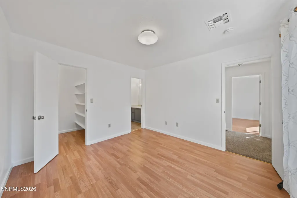 4533 Reggie Reno NV 89502