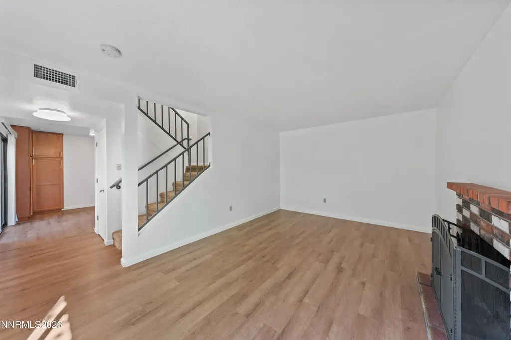 4533 Reggie Reno NV 89502