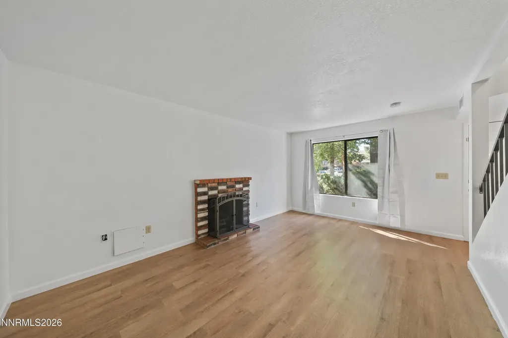 4533 Reggie Reno NV 89502
