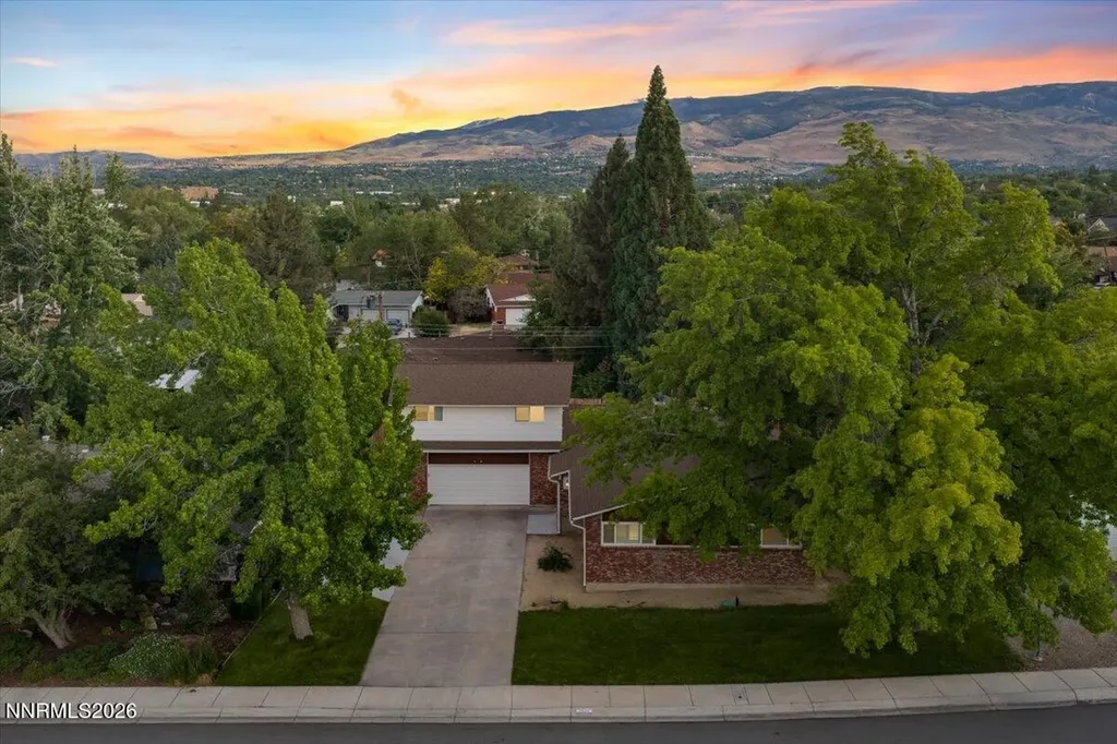 1200 Grandview Reno NV 89503