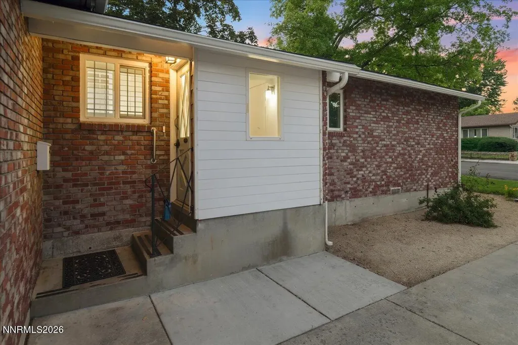 1200 Grandview Reno NV 89503