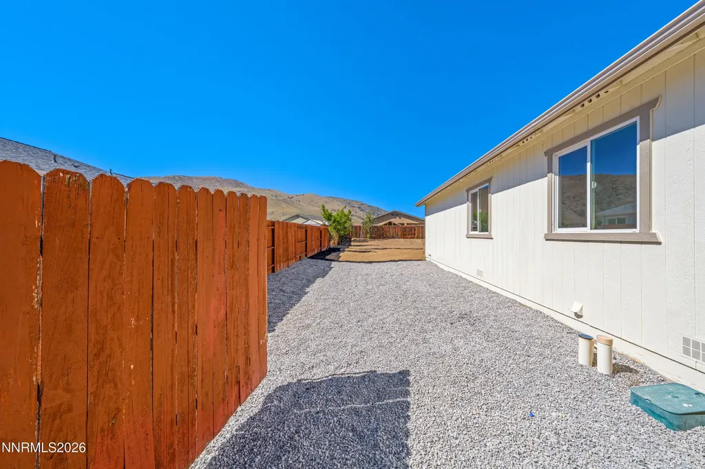 18335 Goose Lake Reno NV 89508