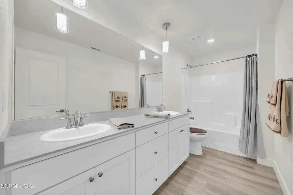 1140 Banner Peak Carson City NV 89701