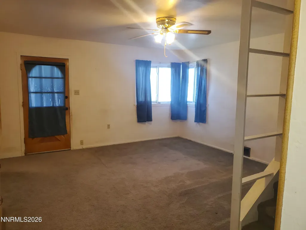 950 H Hawthorne NV 89415
