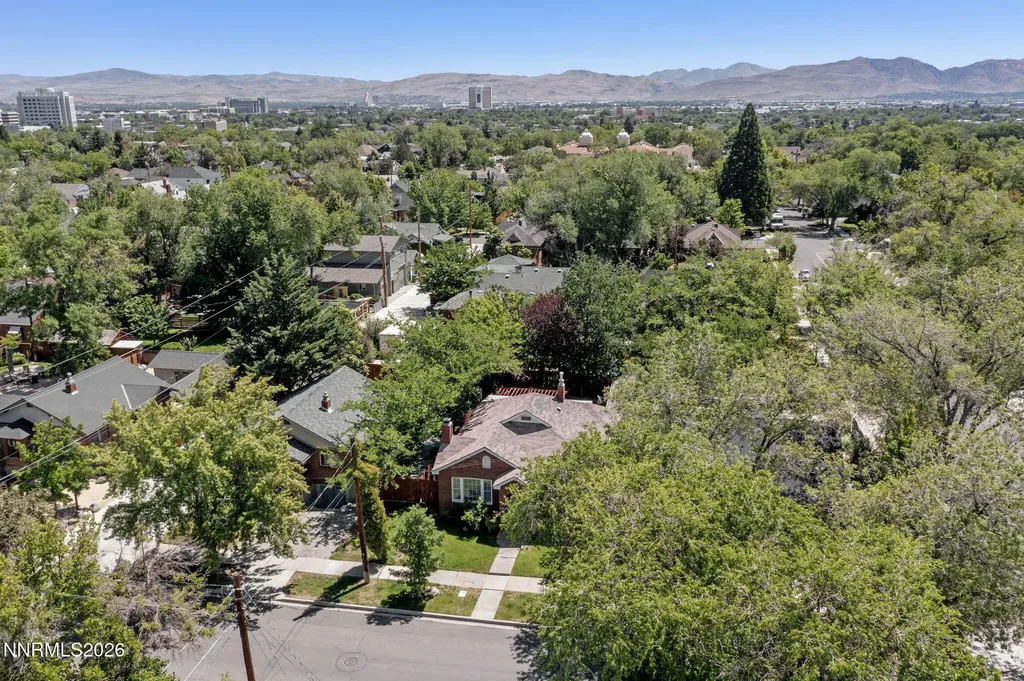 930 Nixon Reno NV 89509