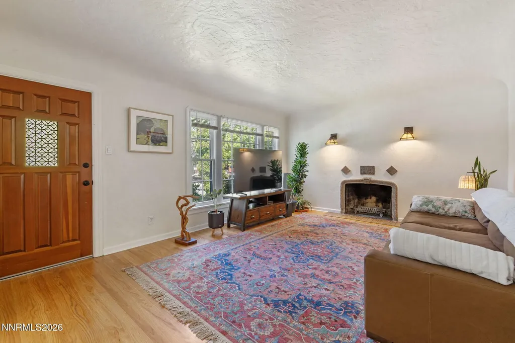 930 Nixon Reno NV 89509