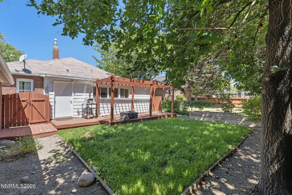 930 Nixon Reno NV 89509