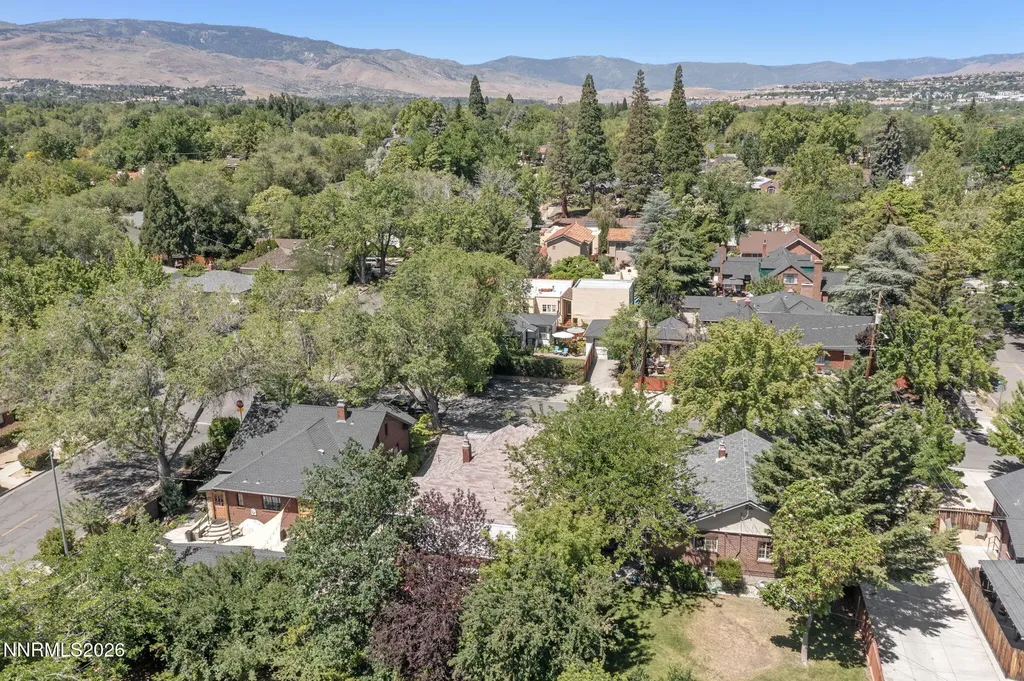 930 Nixon Reno NV 89509