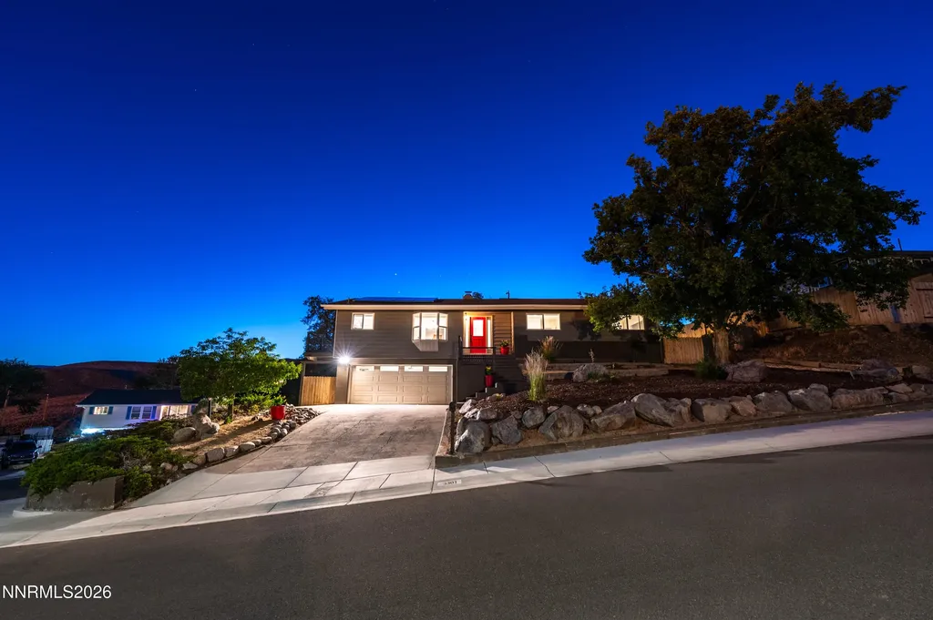 3301 Lodestar Reno NV 89503