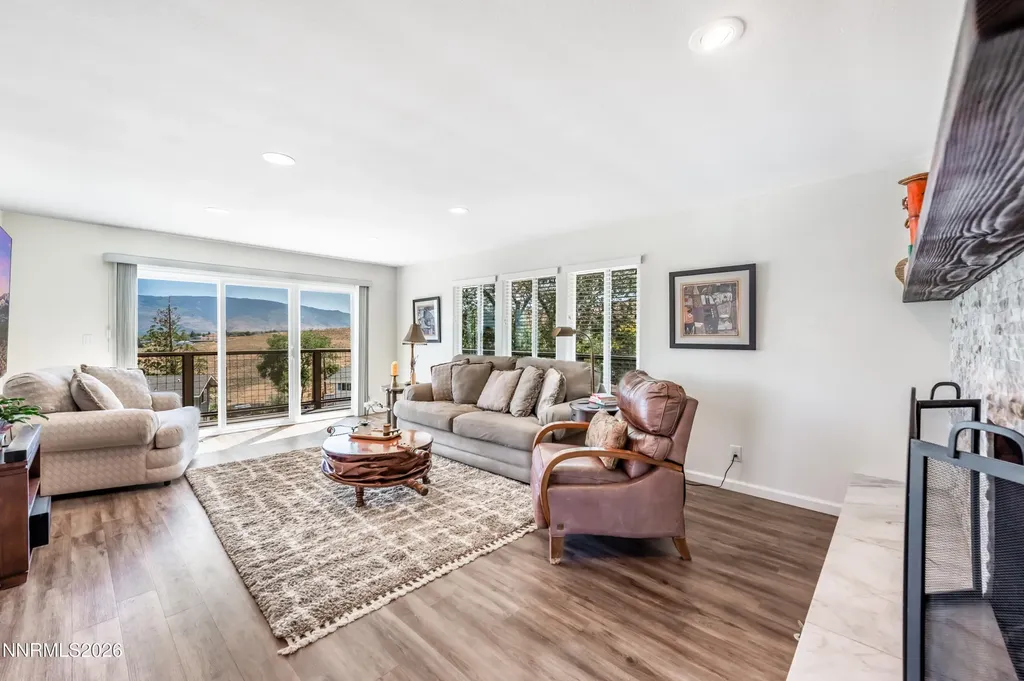 3301 Lodestar Reno NV 89503