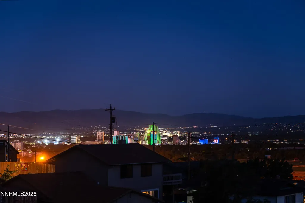 3301 Lodestar Reno NV 89503