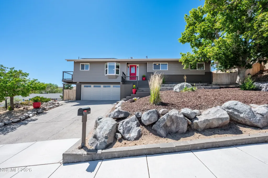 3301 Lodestar Reno NV 89503