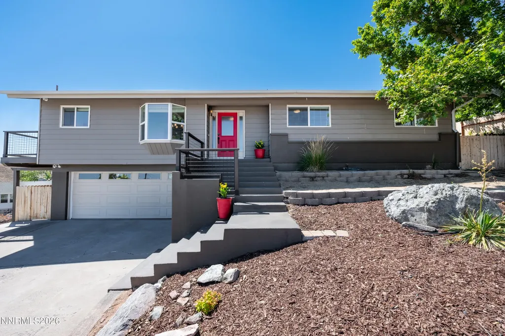 3301 Lodestar Reno NV 89503